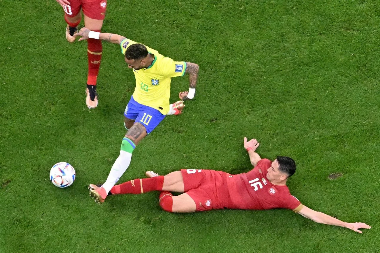 南宫28-内马尔官方宣布反败为胜新规，塞尔维亚队引发争议！赛场气氛高涨(内马尔在哪里直播)