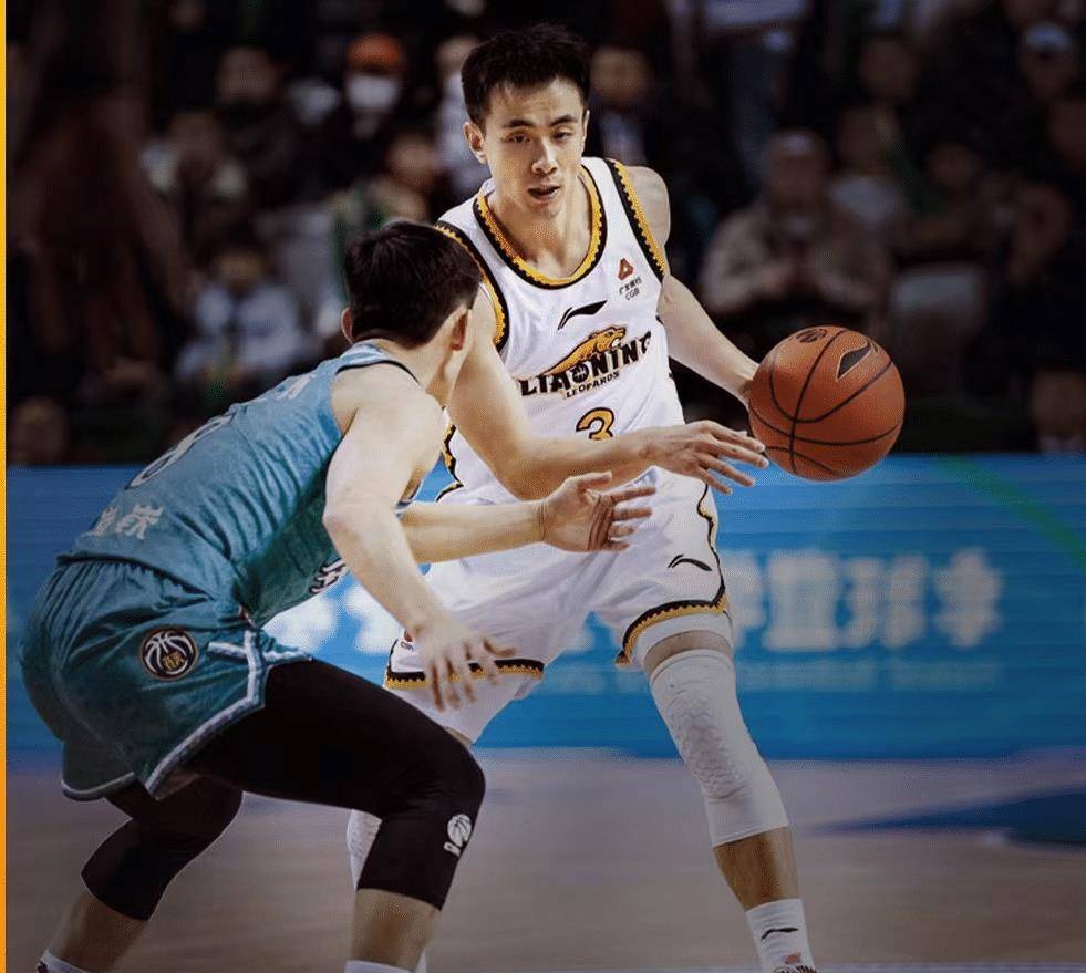 南宫娱乐-联赛巅峰对决！江南独角兽队小胜滇池鲨队队，摔跤赛场再起波澜；二次进攻频频奏效的简单介绍