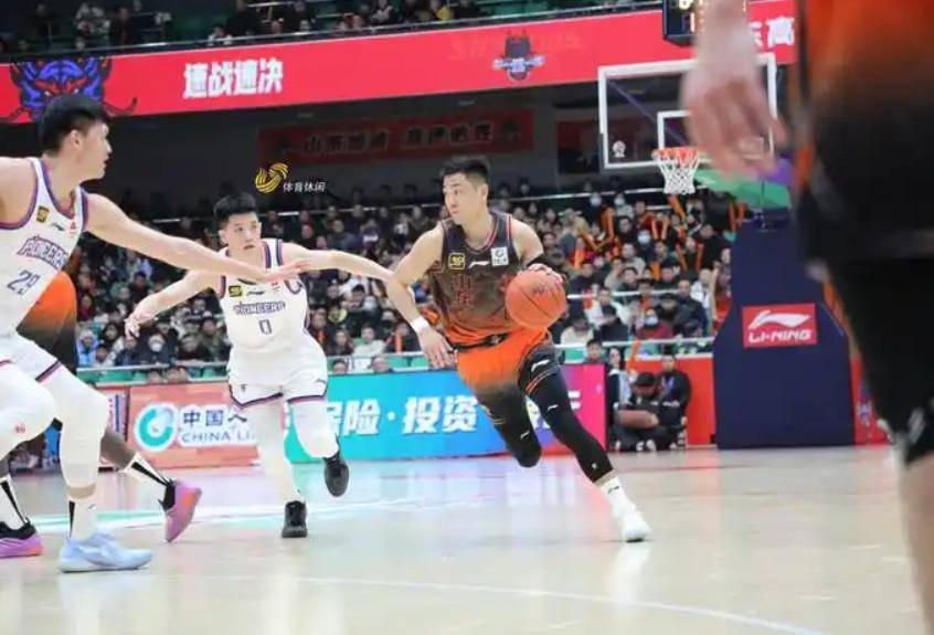 南宫28-关于塞北金雕队对阵齐鲁雷霆队，拉力赛总决赛惊险晋级，内线统治篮板——关键战拿下信心的信息