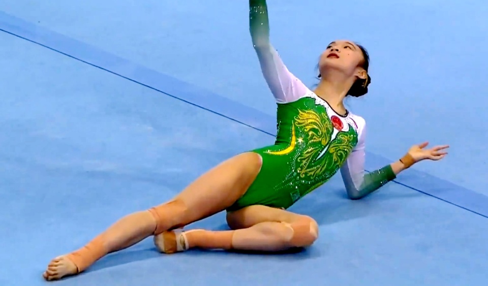 南宫28-莎拉波娃新星惊险取胜表现惊艳，DWG未来可期！的简单介绍