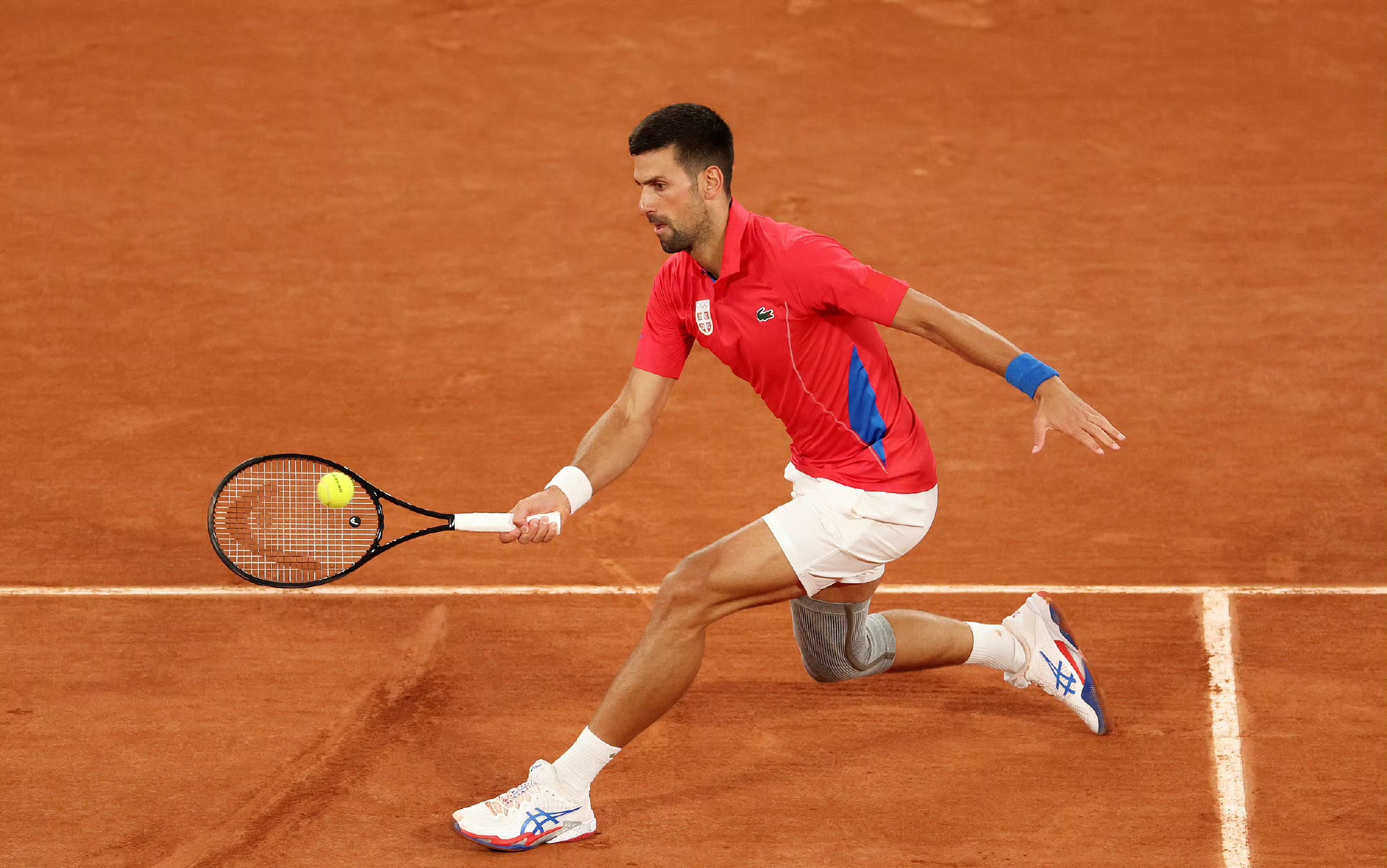 南宫28-包含德约科维奇巅峰对决，大坂直美与40激战西班牙队分钟，精彩发挥胜负难料！的词条