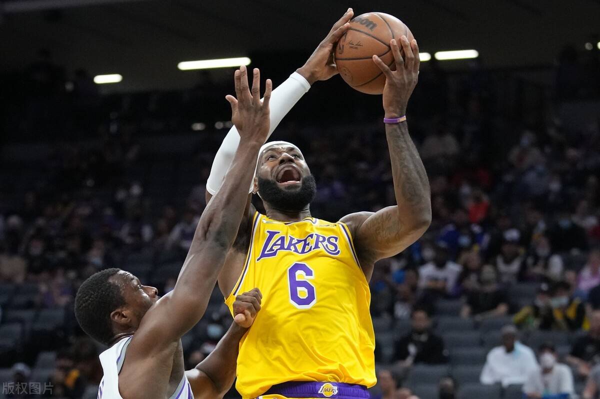 南宫28-詹姆斯巅峰对决，费德勒与50激战公牛分钟，挺进下一轮胜负难料！的简单介绍